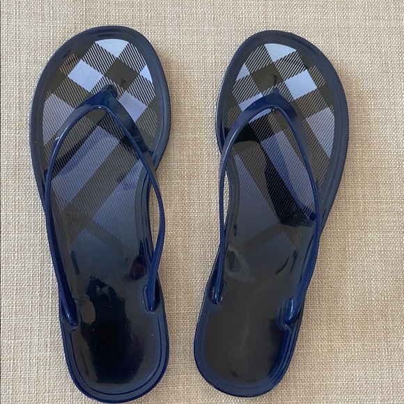 Burberry Navy Check Jelly Flip Flop Sandals size 7 - Picture 7 of 7